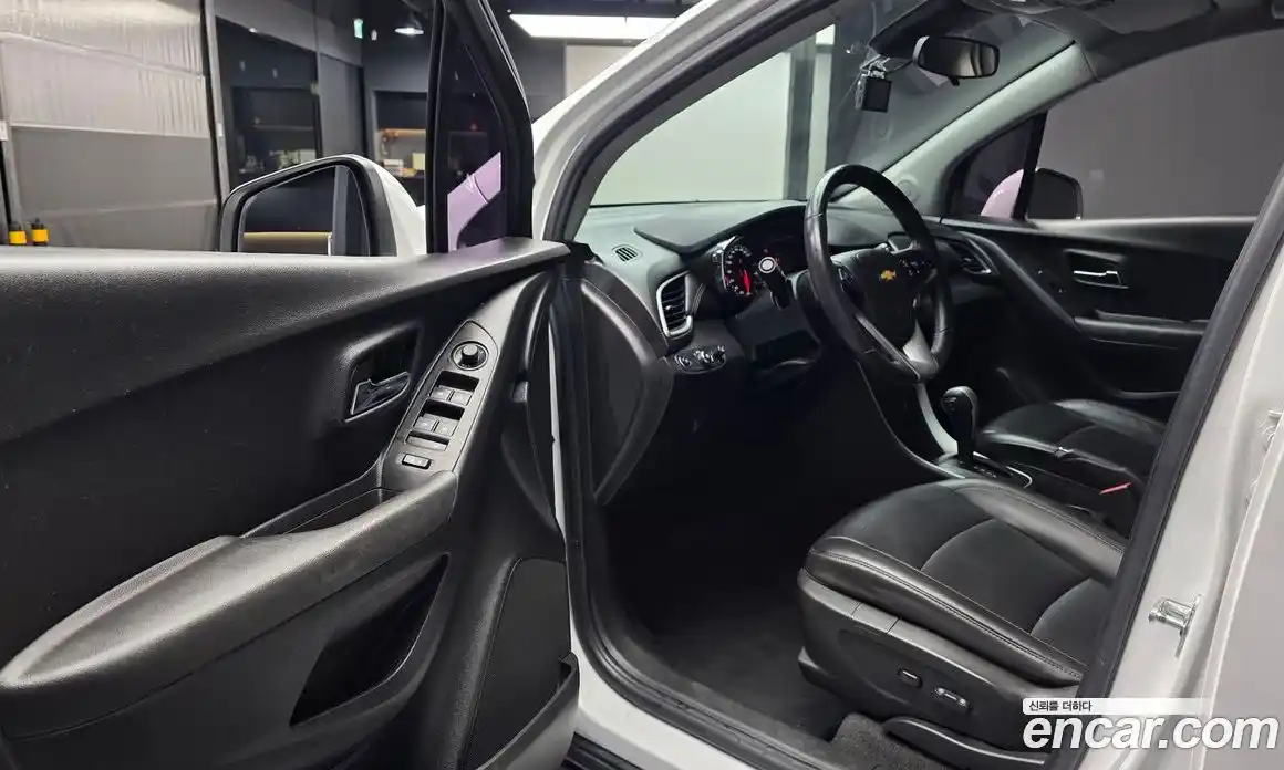 Chevrolet Trax 2017 1.4 Автомат в Москве № 219246, фото 9