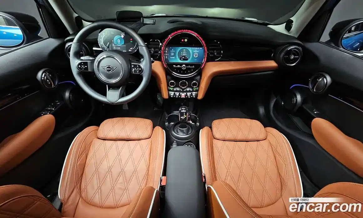 Mini Cooper 2023 2.0 Автомат в Москве № 221526, фото 7