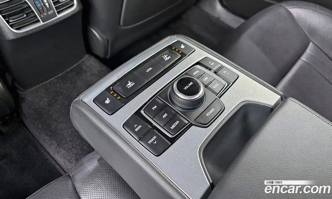 Genesis G80 2018 3.3 Автомат в Москве № 224158, фото 17