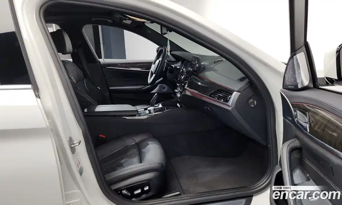 BMW 5-Series 2018 3.0 Автомат в Москве № 229155, фото 19