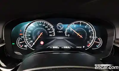 BMW 5-Series 2018 3.0 Автомат в Москве № 229155, миниатюра 3