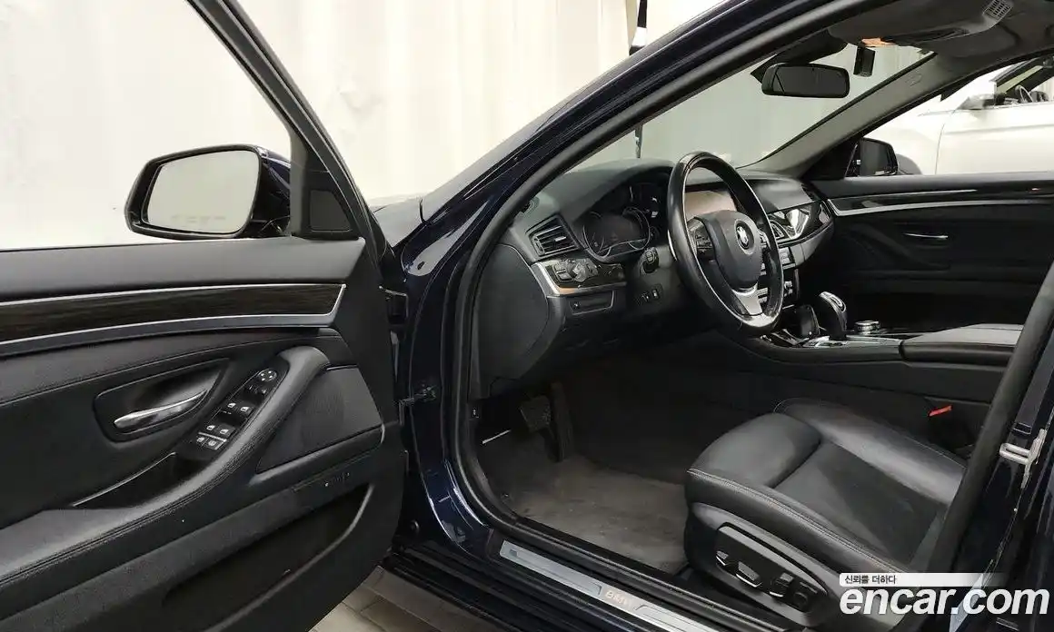 BMW 5-Series 2016 2.0 Автомат в Москве № 229316, фото 18