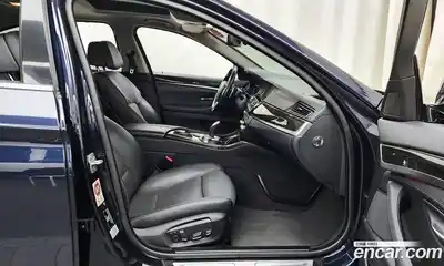 BMW 5-Series 2016 2.0 Автомат в Москве № 229316, миниатюра 3