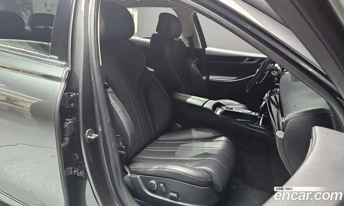 Genesis G80 2021 2.5 Автомат в Москве № 23053, фото 17