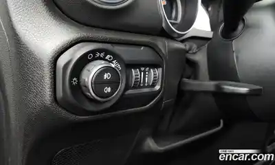 Jeep Wrangler 2019 2.0 Автомат в Москве № 232330, миниатюра 10