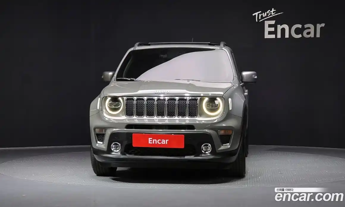 Jeep Renegade 2021 2.4 Автомат в Москве № 232356, фото 13
