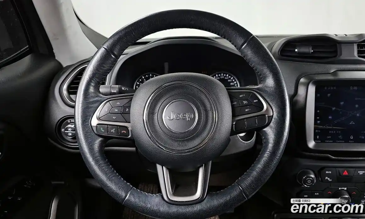 Jeep Renegade 2021 2.4 Автомат в Москве № 232356, фото 14