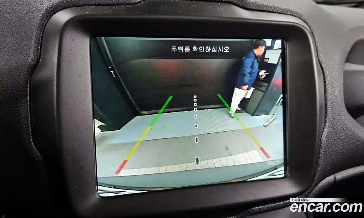 Jeep Renegade 2021 2.4 Автомат в Москве № 232356, фото 18