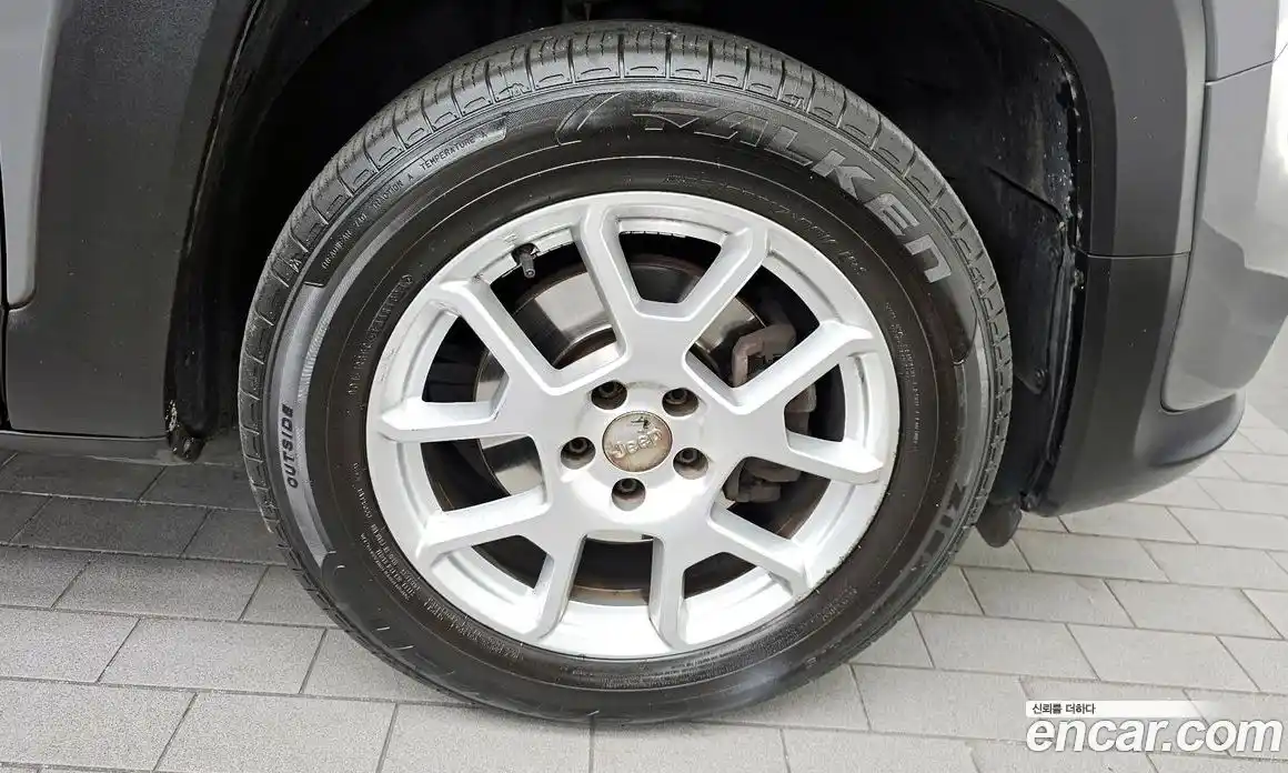 Jeep Renegade 2021 2.4 Автомат в Москве № 232356, фото 5