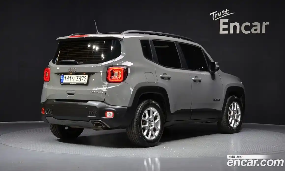 Jeep Renegade 2021 2.4 Автомат в Москве № 232356, фото 7