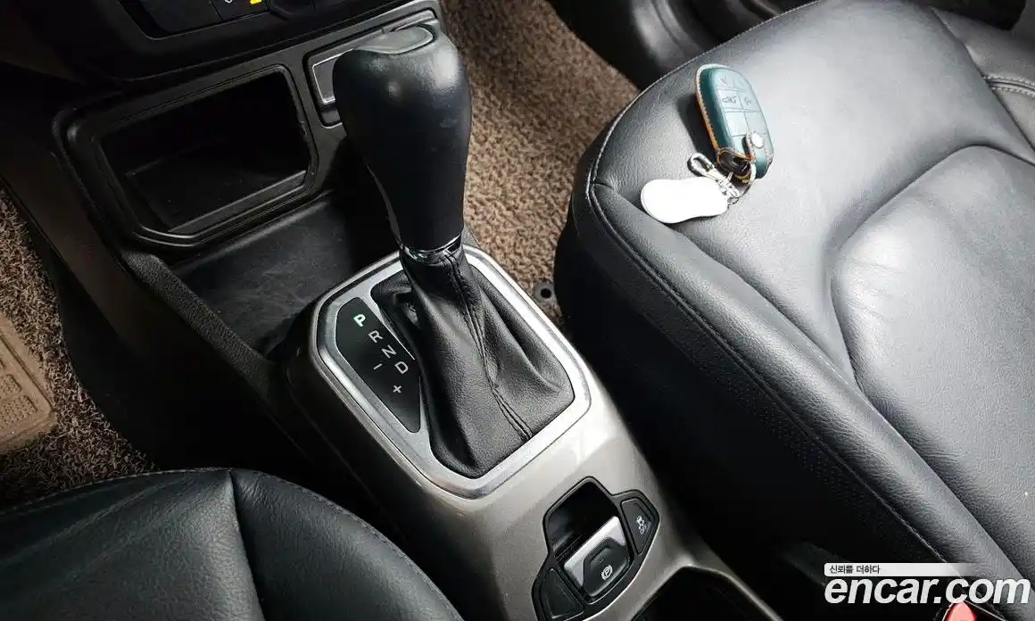 Jeep Renegade 2021 2.4 Автомат в Москве № 232356, фото 9