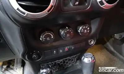 Jeep Wrangler 2013 2.8 Автомат в Москве № 232684, миниатюра 5