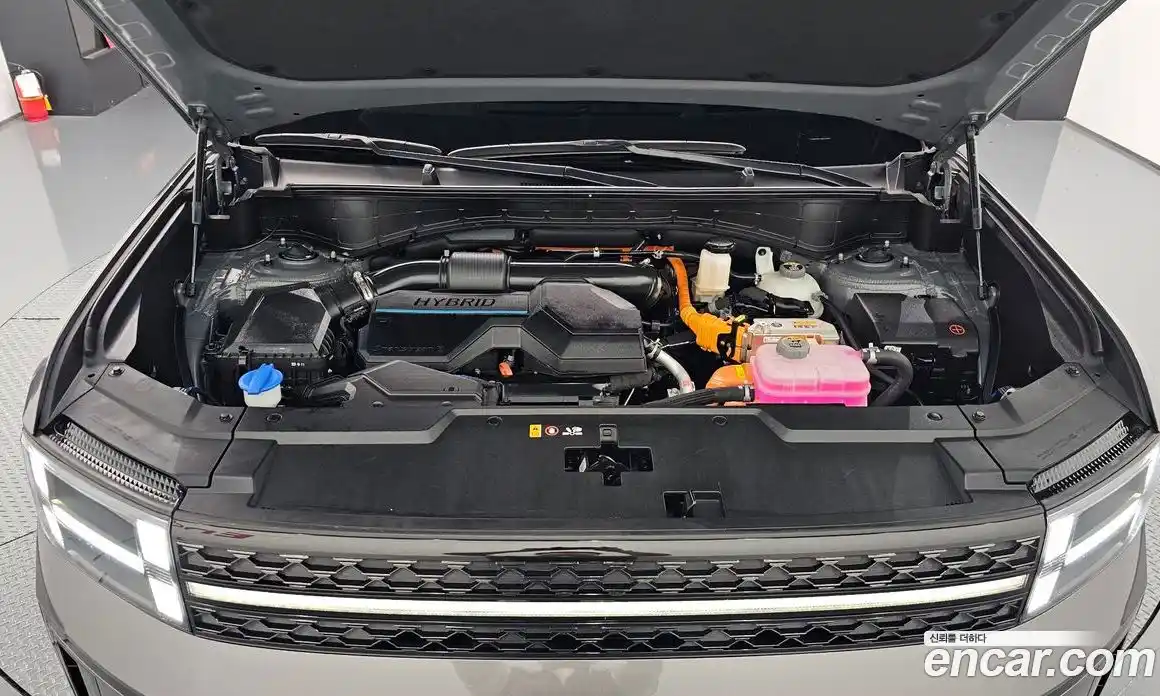 Hyundai Santa Fe 2024 1.6 Автомат в Москве № 237645, фото 18