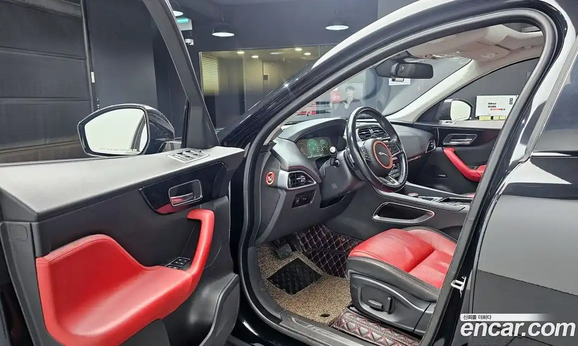 Jaguar F-Pace 2017 3.0 Автомат в Москве № 238185, фото 19