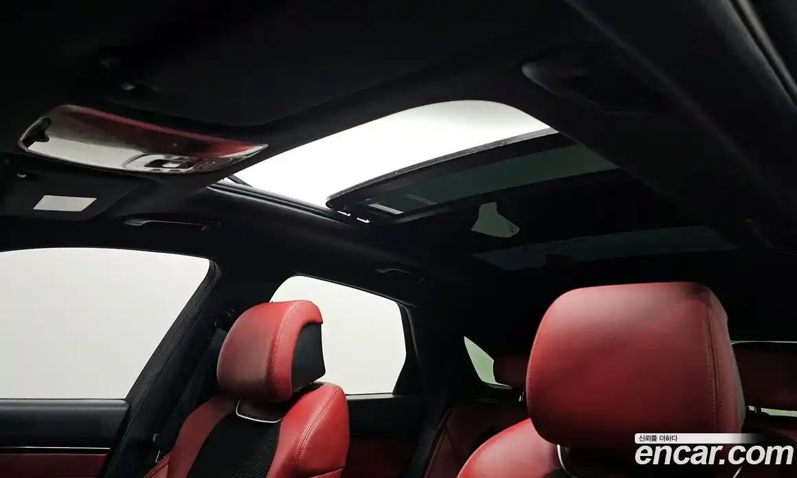 Genesis GV70 2022 2.5 Автомат в Москве № 24216, фото 17