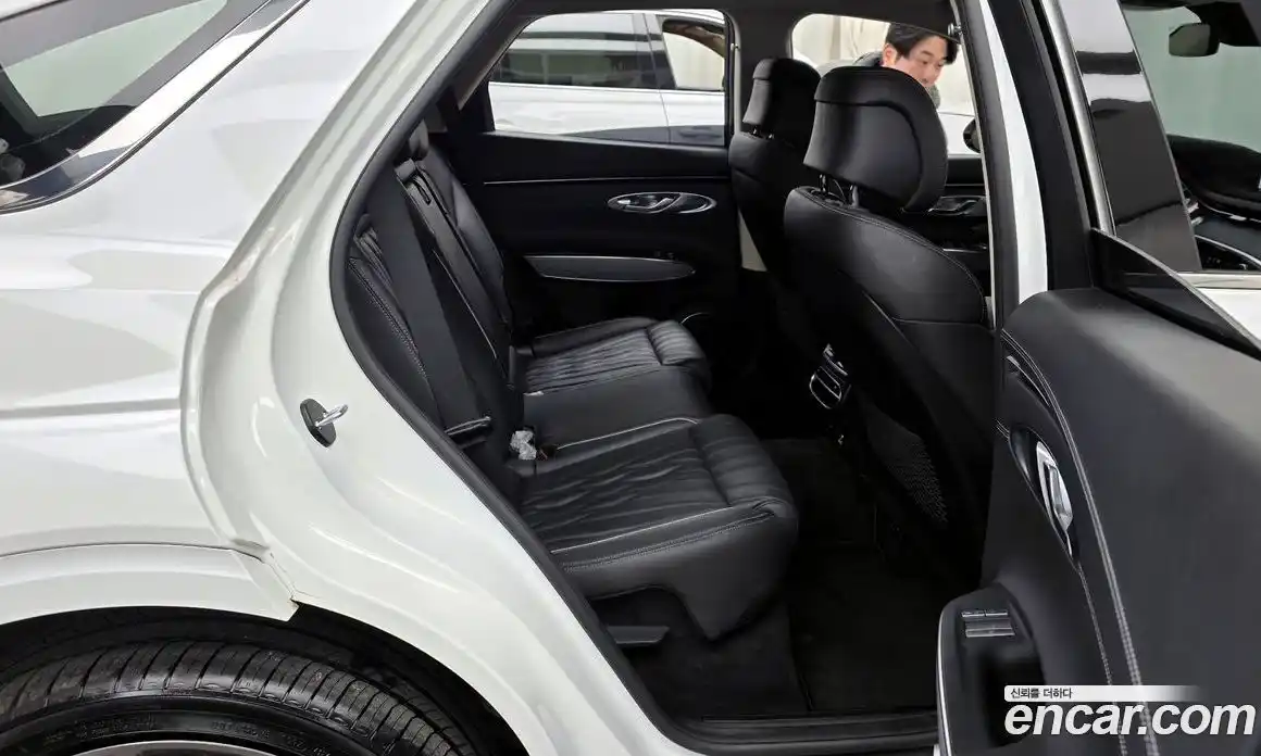 Genesis GV70 2022 2.2 Автомат в Москве № 24825, фото 13