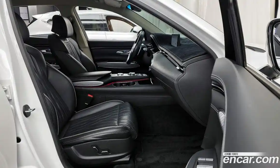 Genesis GV70 2022 2.2 Автомат в Москве № 24825, фото 15