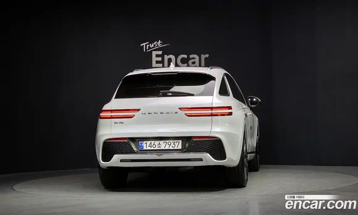 Genesis GV70 2022 2.2 Автомат в Москве № 24825, фото 3