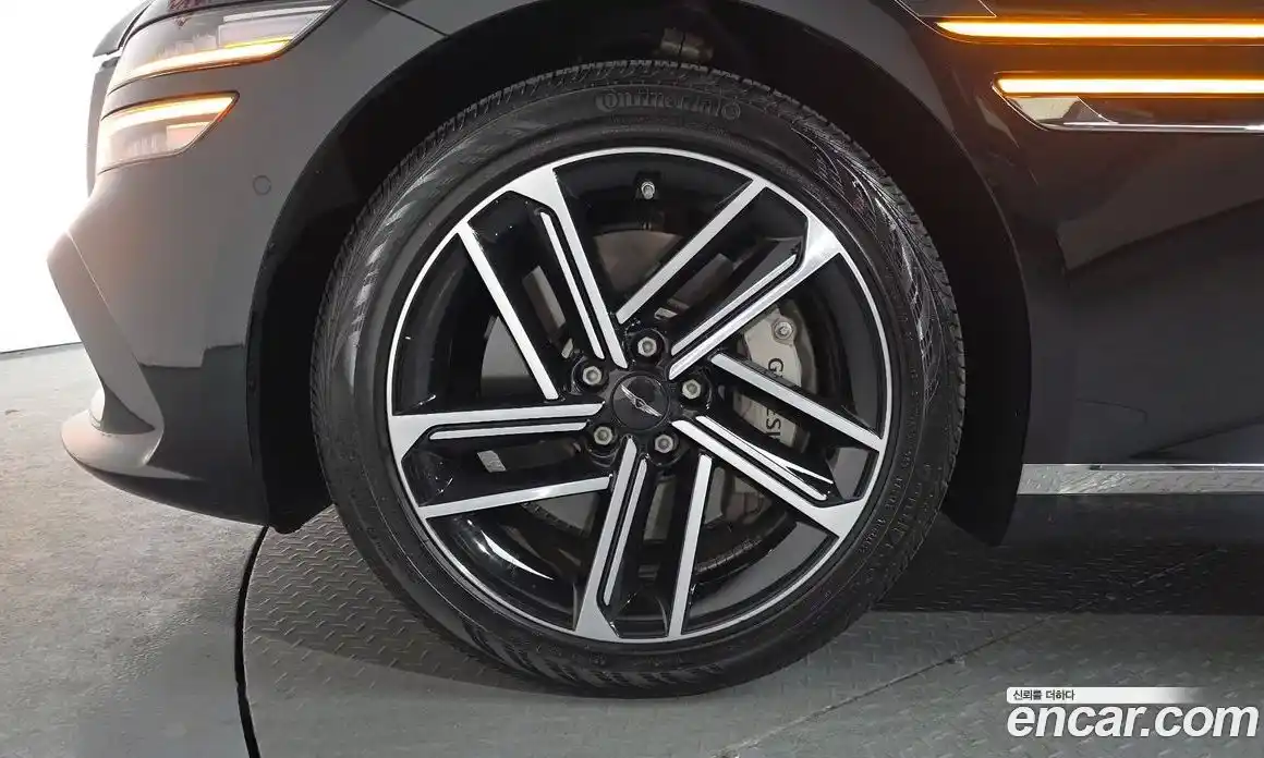 Genesis G80 2025 2.5 Автомат в Москве № 24836, фото 4