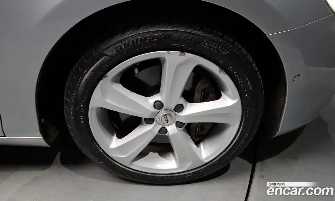 Volvo V40 2017 2.0 Автомат в Москве № 250919, фото 16