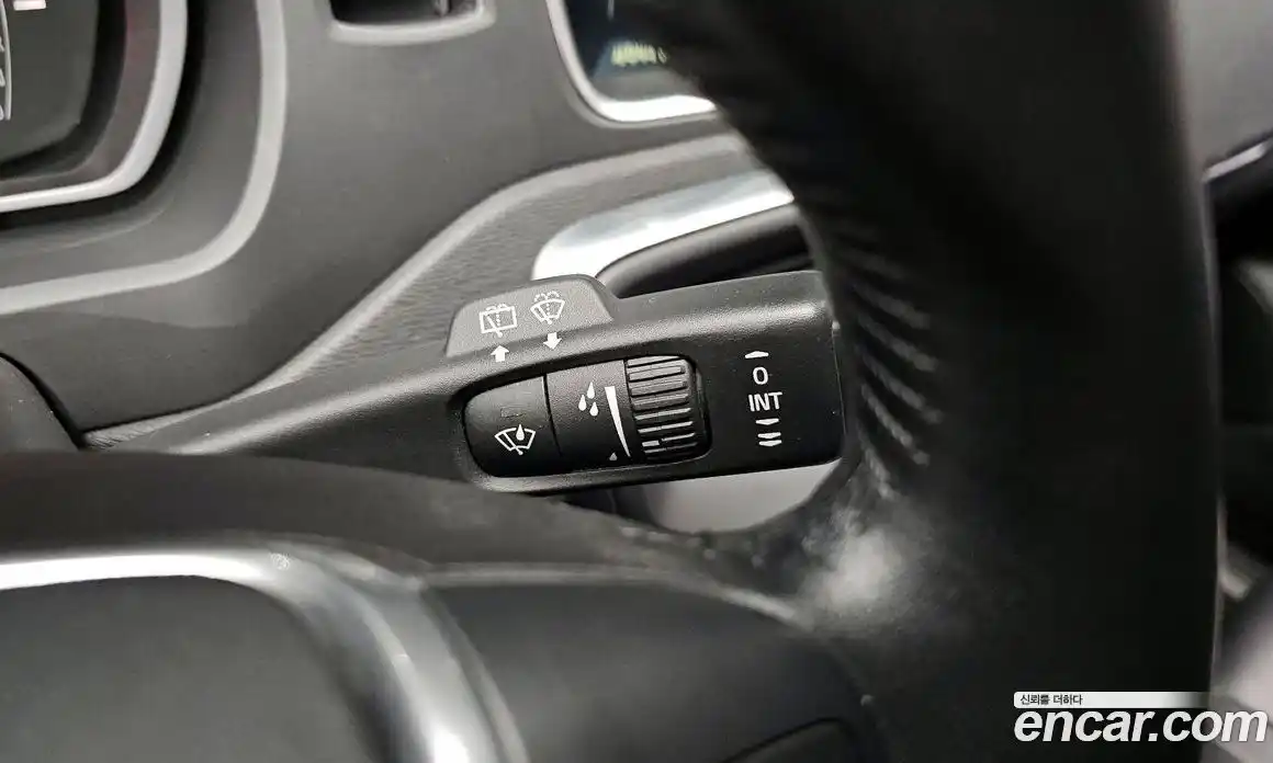 Volvo V40 2017 2.0 Автомат в Москве № 250919, фото 5