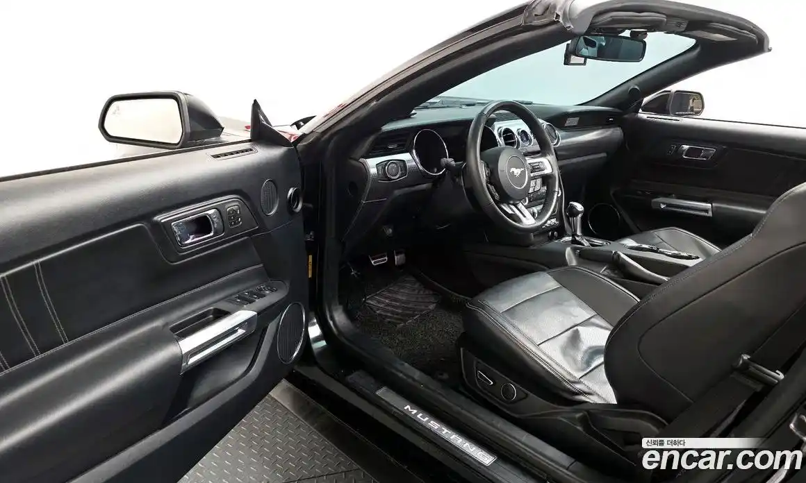 Ford Mustang 2015 2.3 Автомат в Москве № 255680, фото 20