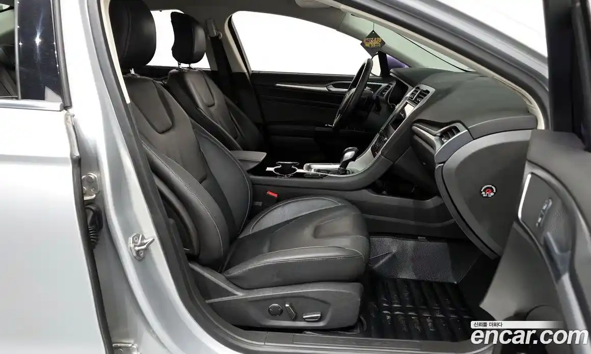 Ford Mondeo 2015 2.0 Автомат в Москве № 255696, фото 13