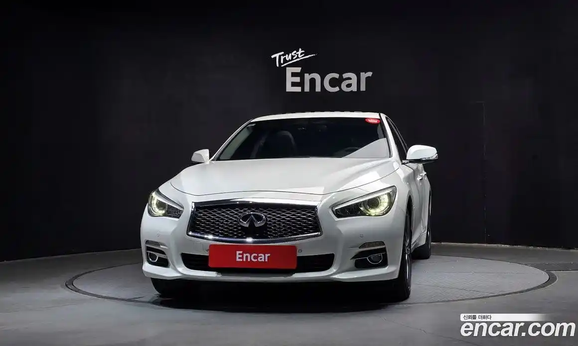 Infiniti Q50 2014 2.1 Автомат в Москве № 256131, фото 13