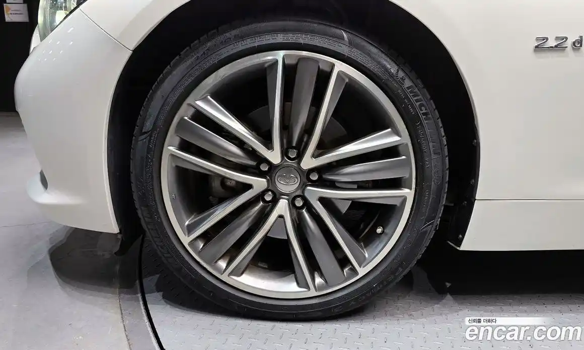 Infiniti Q50 2014 2.1 Автомат в Москве № 256131, фото 18