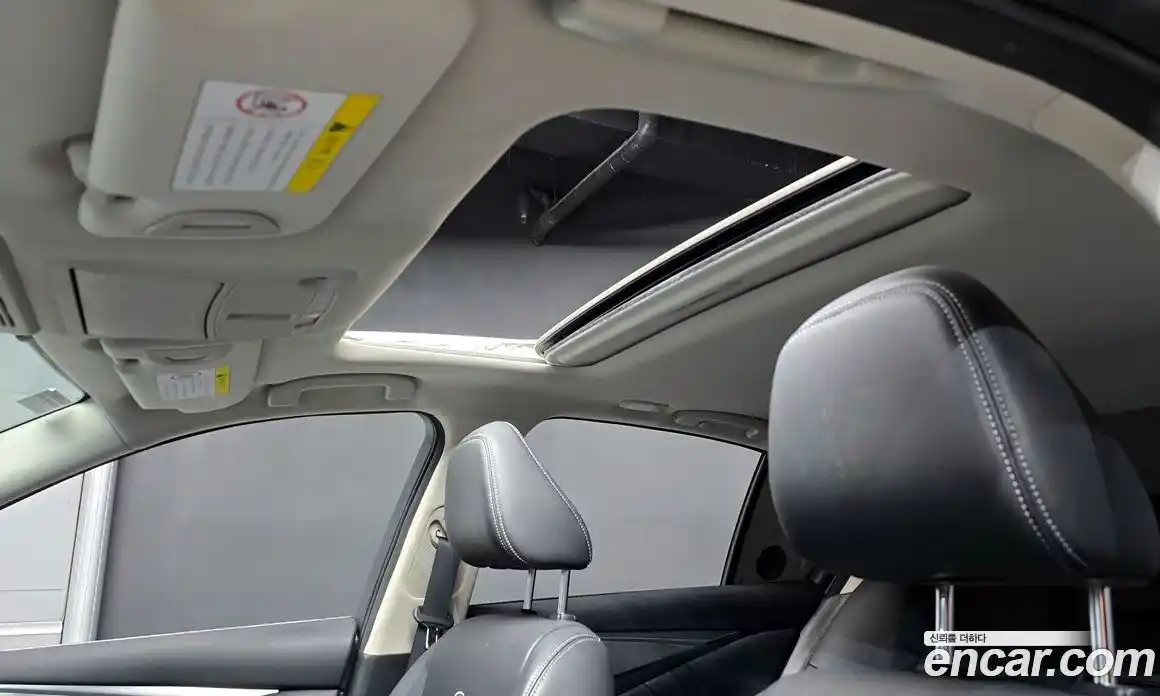 Infiniti Q50 2014 2.1 Автомат в Москве № 256131, фото 5