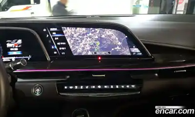 Cadillac Escalade 2023 6.2 Автомат в Москве № 256388, миниатюра 11