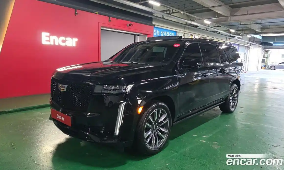 Cadillac Escalade 2023 6.2 Автомат в Москве № 256388, фото 3