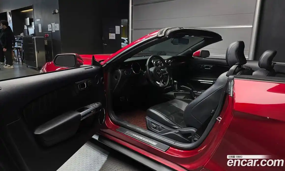 Ford Mustang 2015 2.3 Автомат в Москве № 258202, фото 18