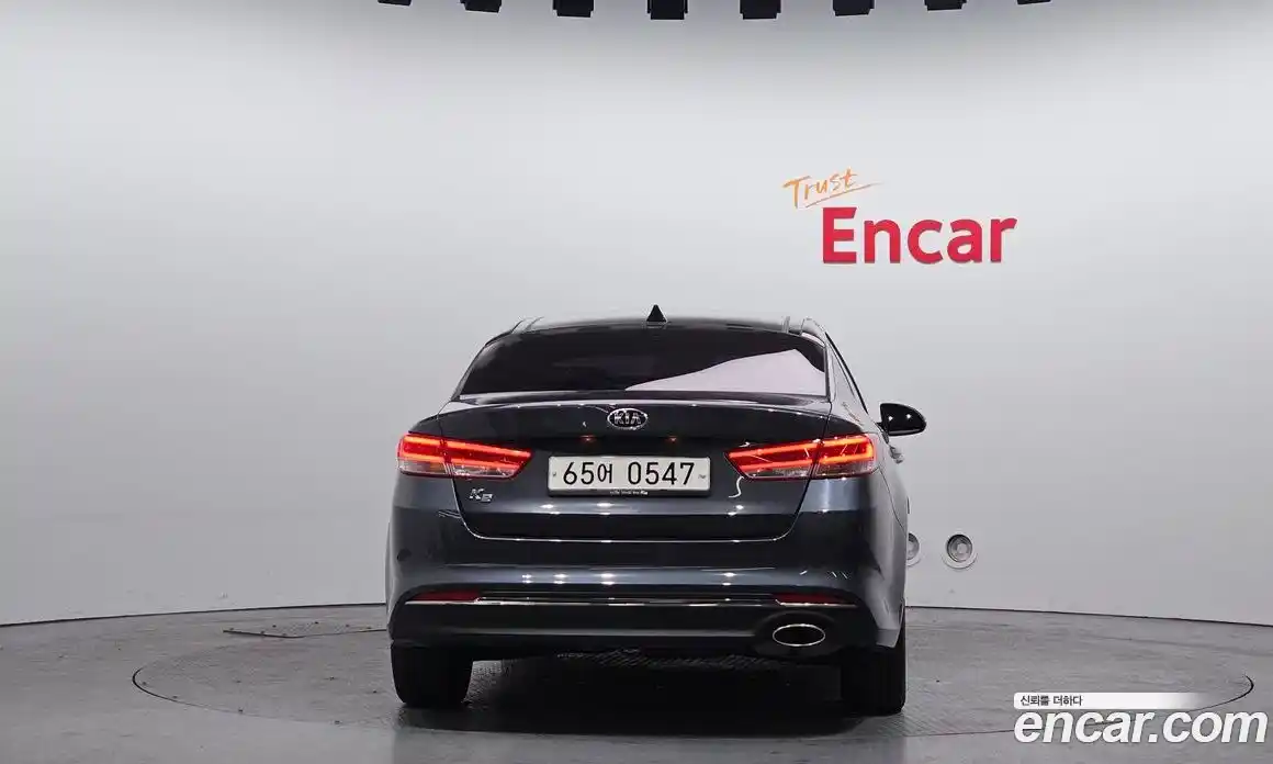 Kia K5 2016 2.0 Автомат в Москве № 269222, фото 4