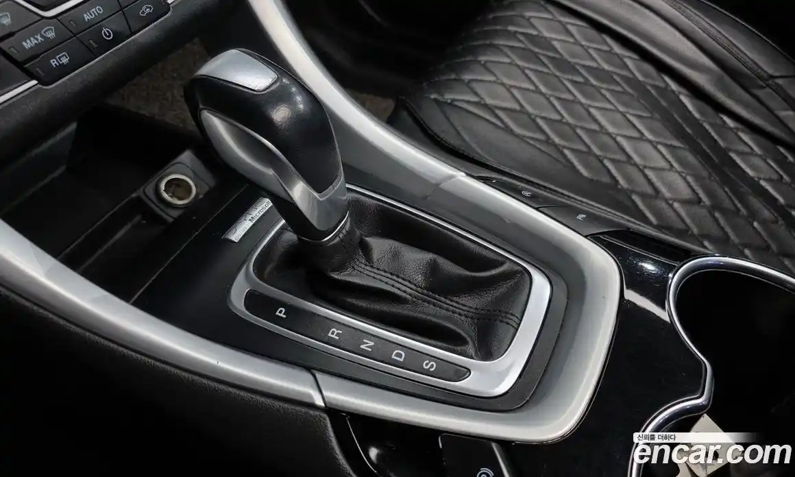 Ford Mondeo 2015 2.0 Автомат в Москве № 281499, фото 18