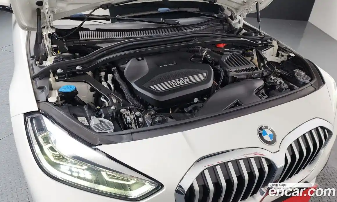 BMW 1-Series 2021 2.0 Автомат в Москве № 284368, фото 5