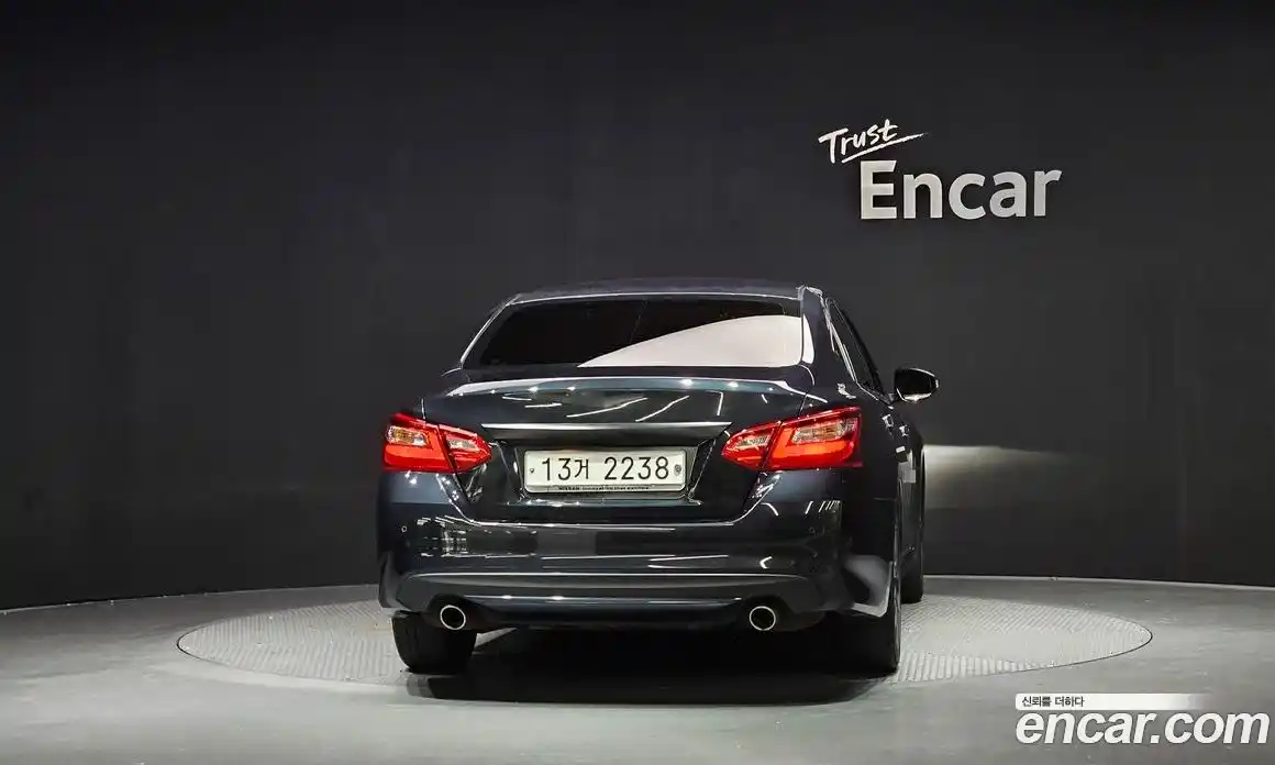 Nissan Altima 2017 2.5 Автомат в Москве № 285044, фото 16