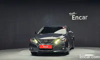 Nissan Altima 2017 2.5 Автомат в Москве № 285044, миниатюра 3