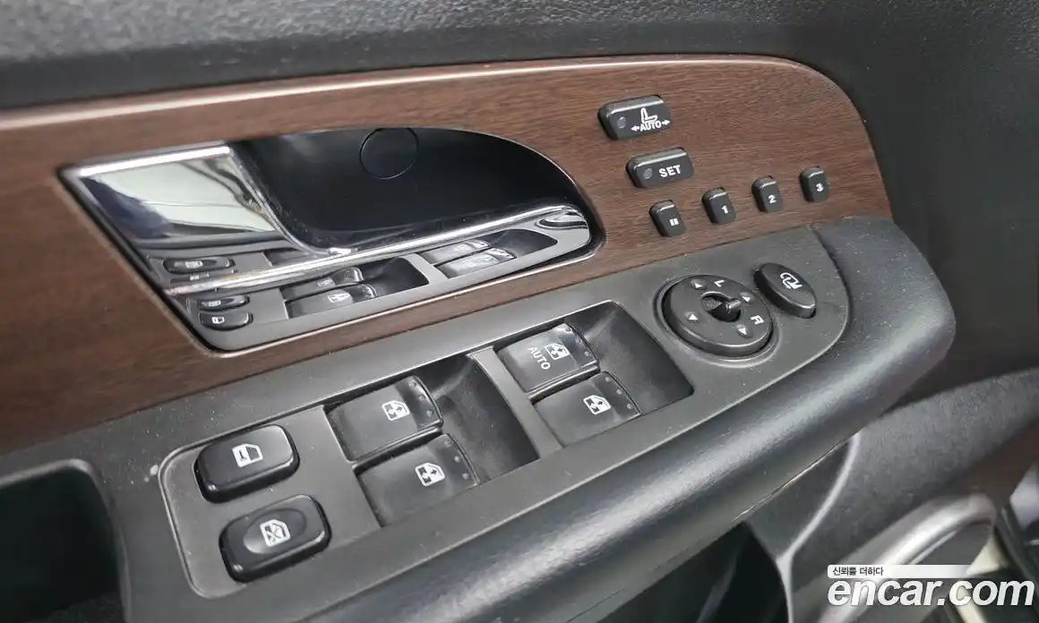 SsangYong Rexton 2013 2.0 Автомат в Москве № 29995, фото 4