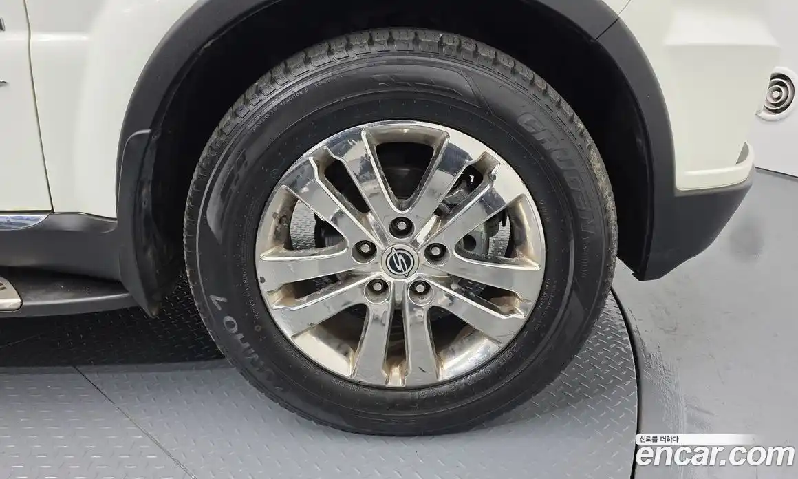 SsangYong Rexton 2013 2.0 Автомат в Москве № 29995, фото 5