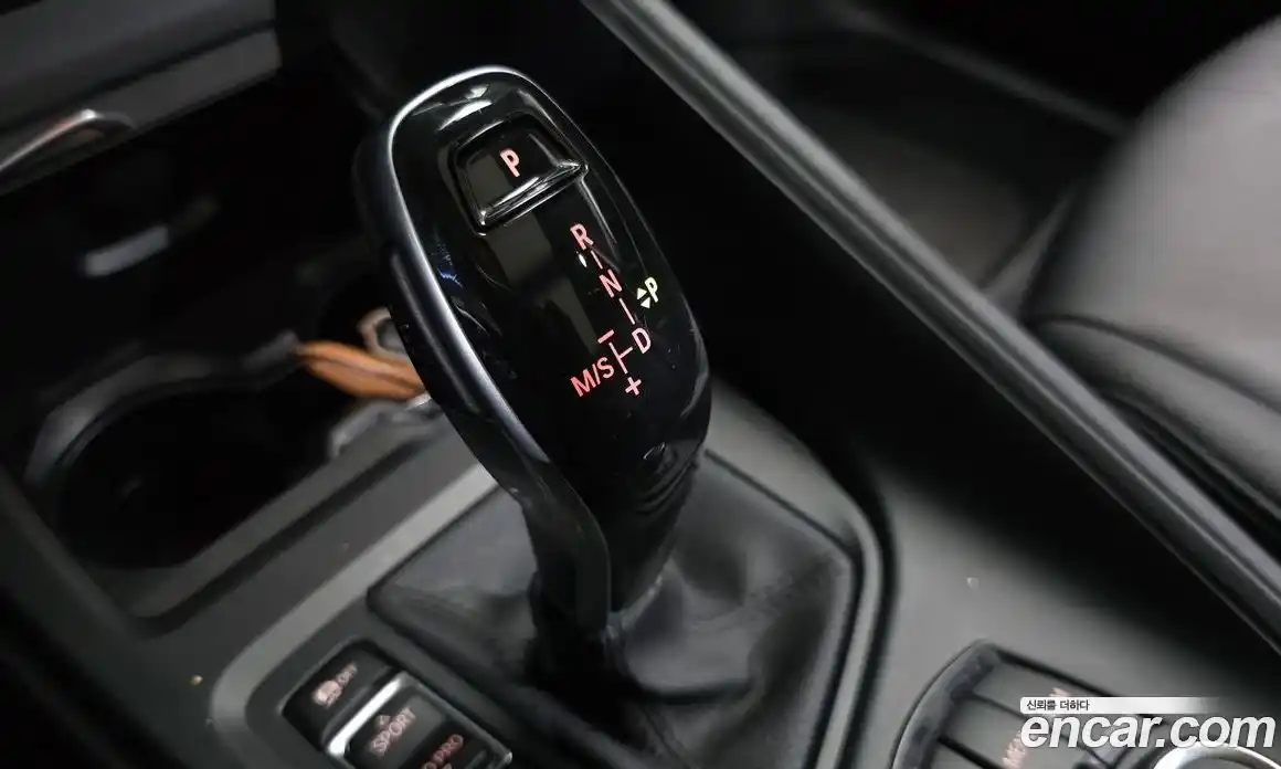 BMW X1 2018 2.0 Автомат в Москве № 304961, фото 12