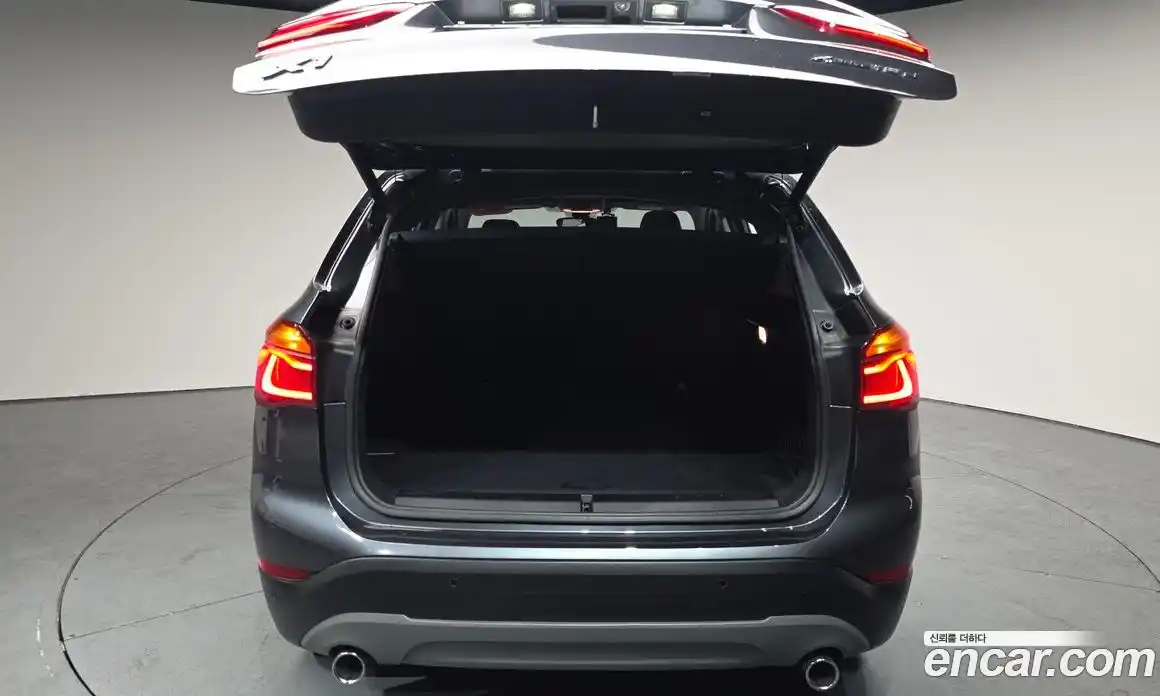 BMW X1 2018 2.0 Автомат в Москве № 304961, фото 14