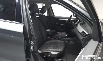 BMW X1 2018 2.0 Автомат в Москве № 304961, миниатюра 2