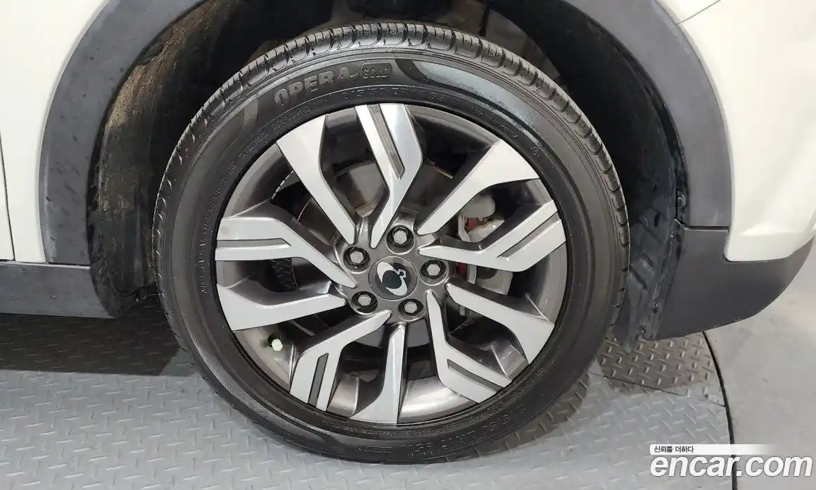 SsangYong TIBOLI 2019 1.6 Автомат в Москве № 30604, фото 17