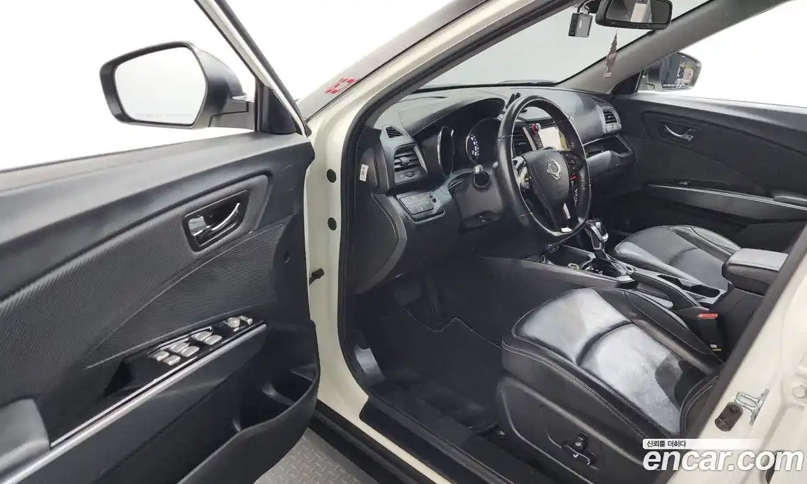 SsangYong TIBOLI 2019 1.6 Автомат в Москве № 30604, фото 5