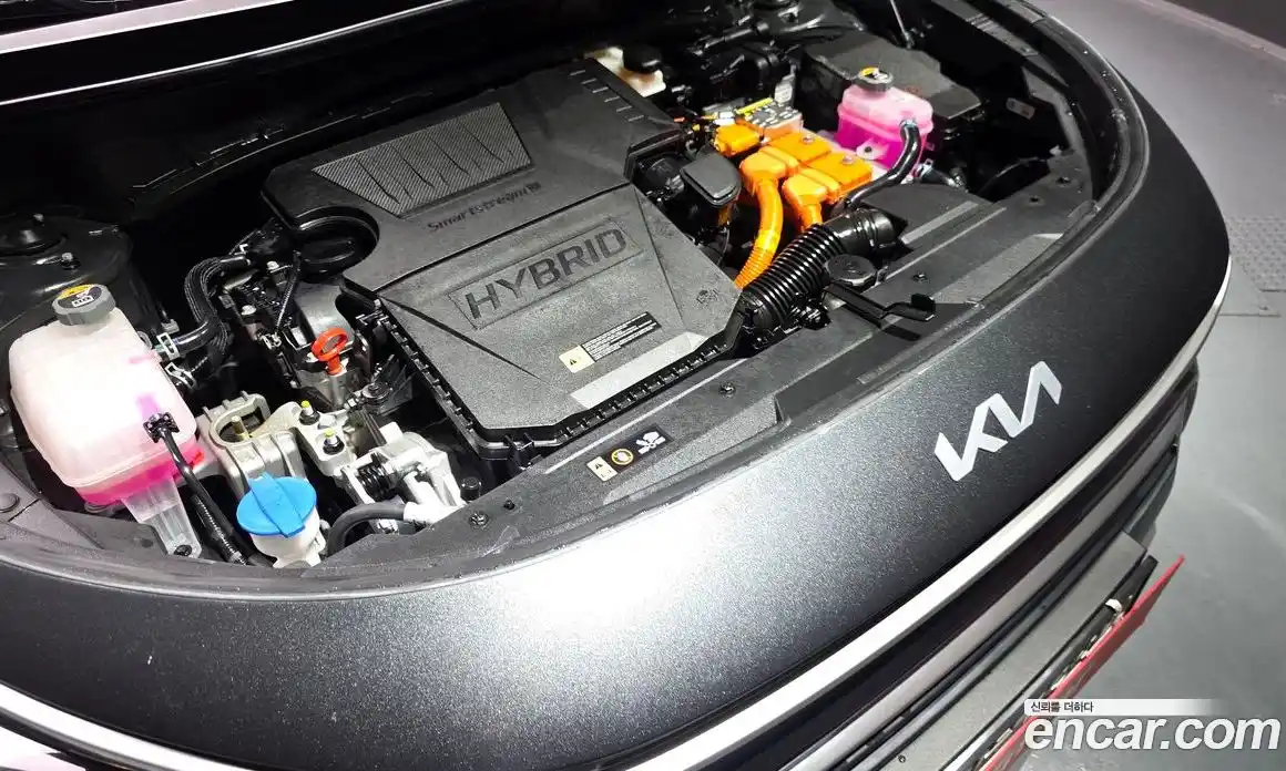 Kia Niro 2024 1.6 Автомат в Москве № 306430, фото 15