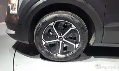 Kia Niro 2024 1.6 Автомат в Москве № 306430, миниатюра 5