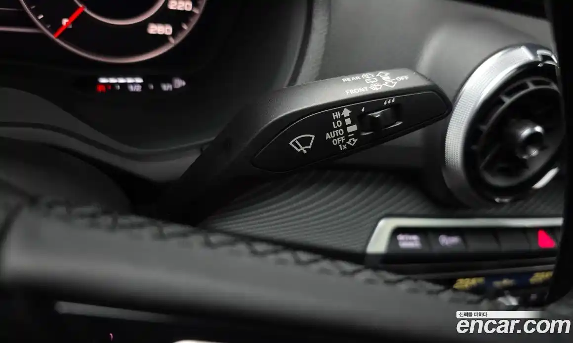 Audi Q2 2023 2.0 Автомат в Москве № 311728, фото 10