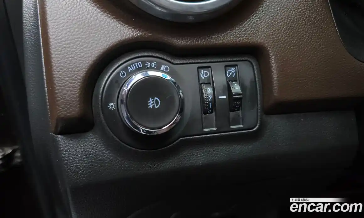 Chevrolet Trax 2014 1.4 Автомат в Москве № 315109, фото 11