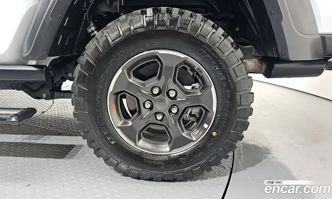 Jeep Gladiator 2021 3.6 Автомат в Москве № 318120, фото 15